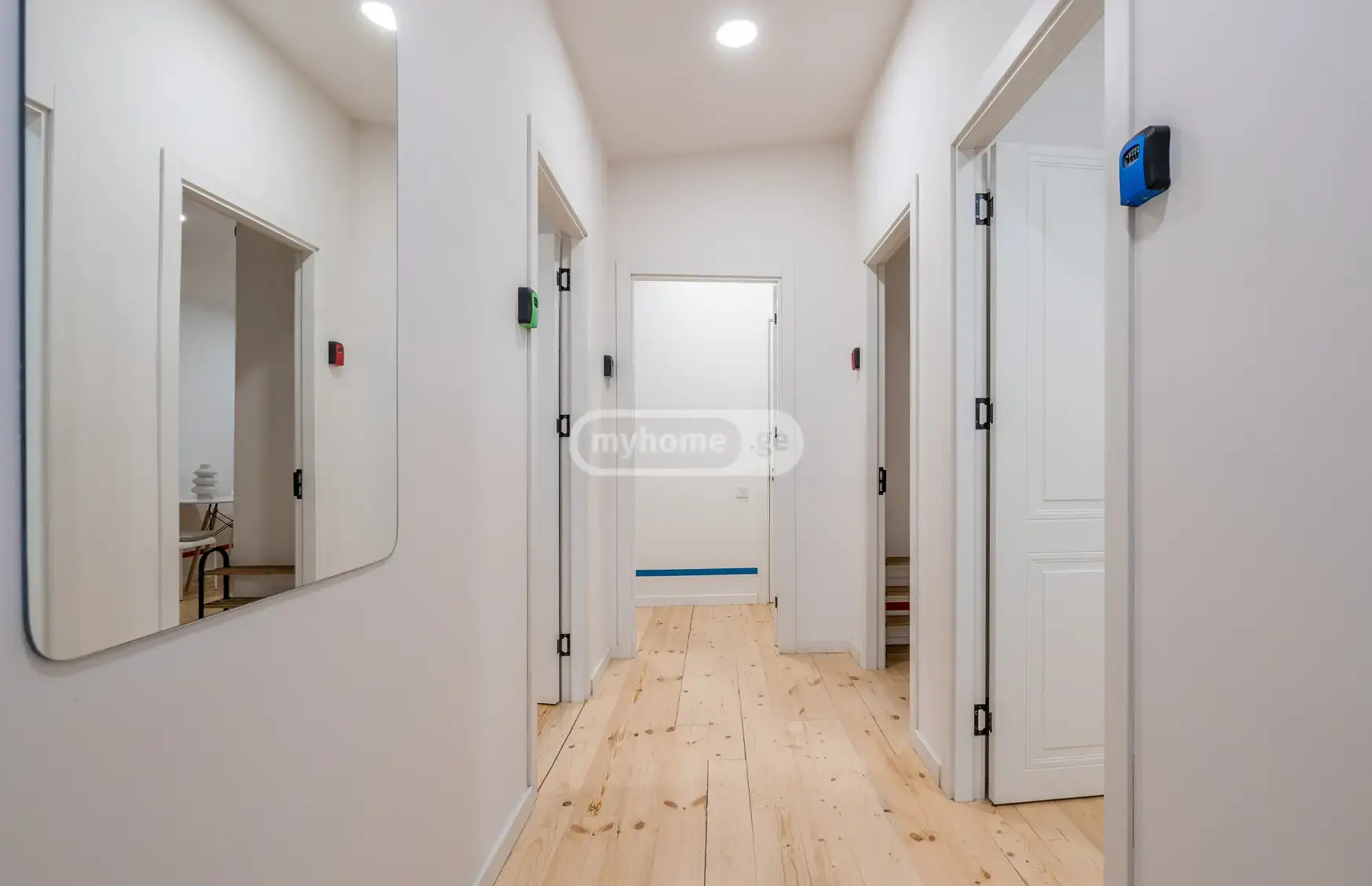 For Sale 4 Room Sastumro Mtatsmindaze view 3