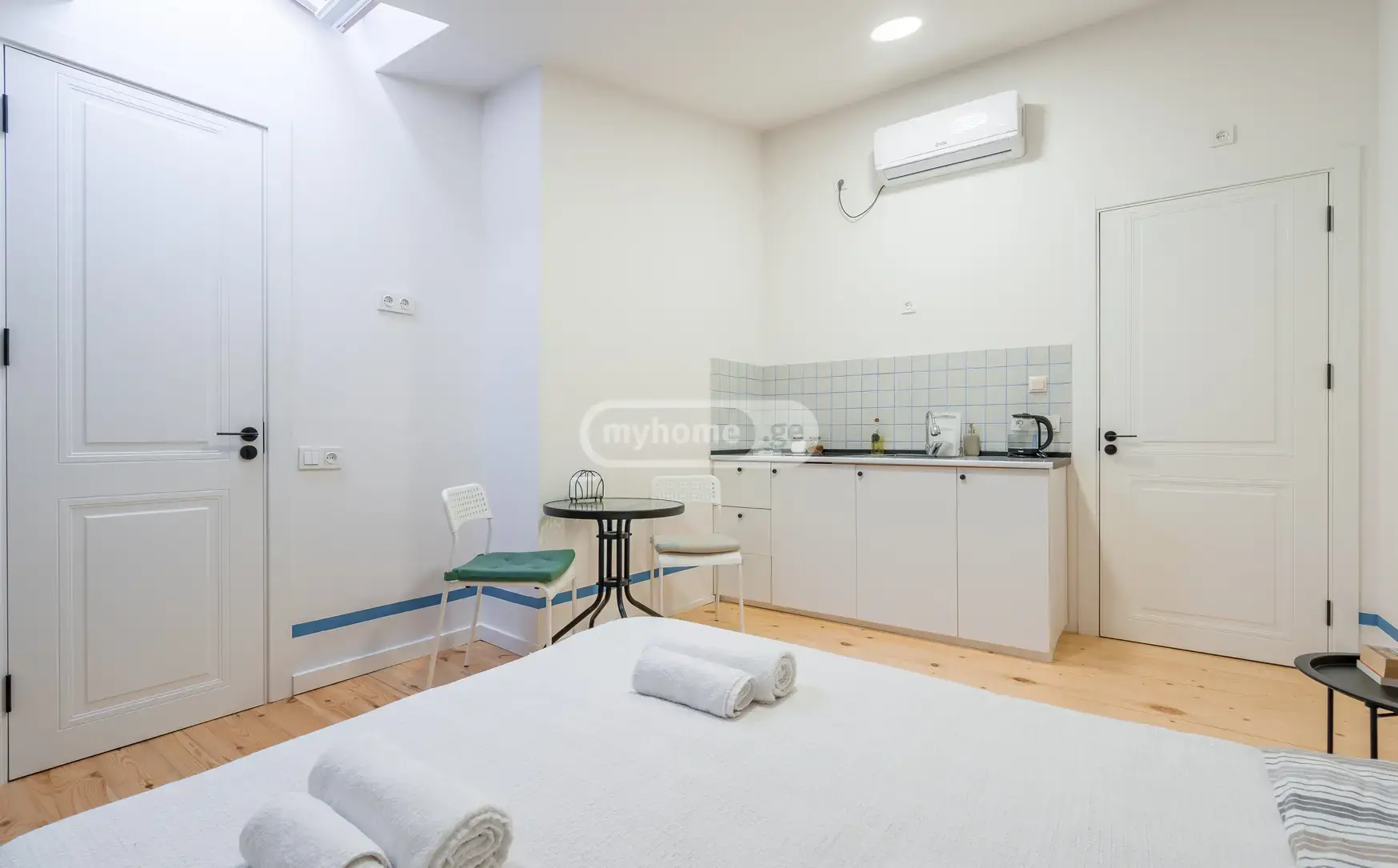 For Sale 4 Room Sastumro Mtatsmindaze view 9