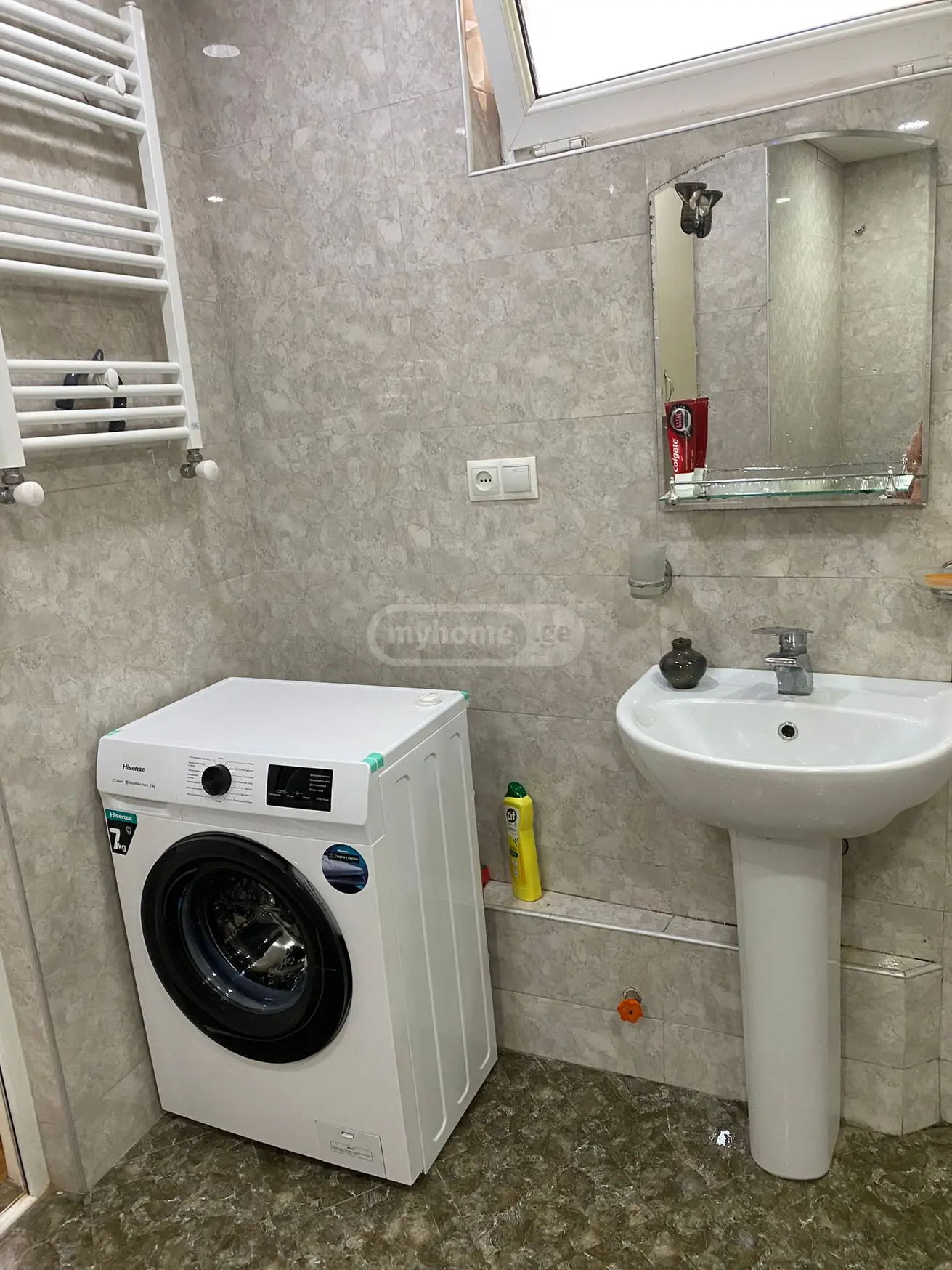 For Rent 3 Room Apartment Mtatsmindaze view 9