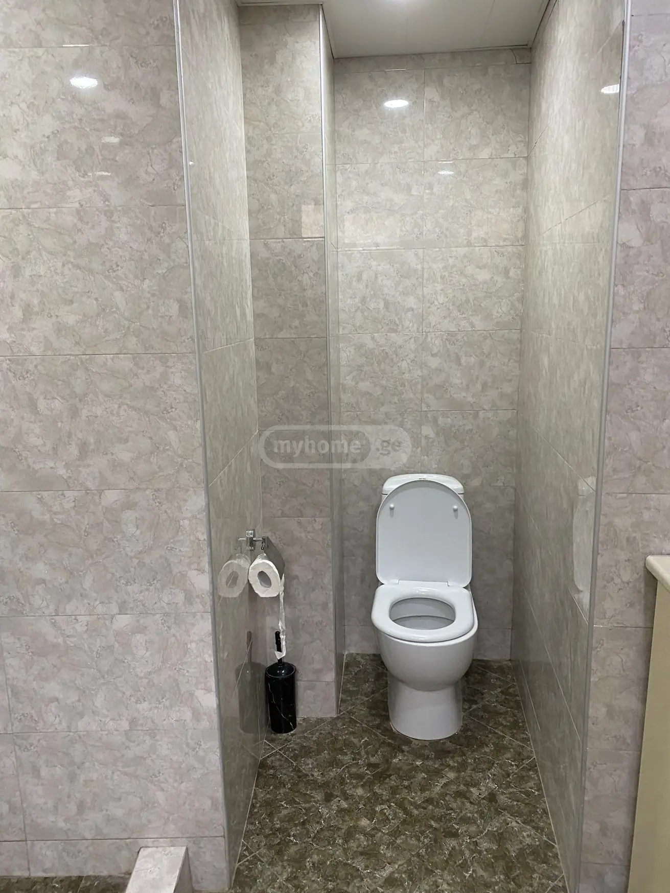 For Rent 3 Room Apartment Mtatsmindaze view 6