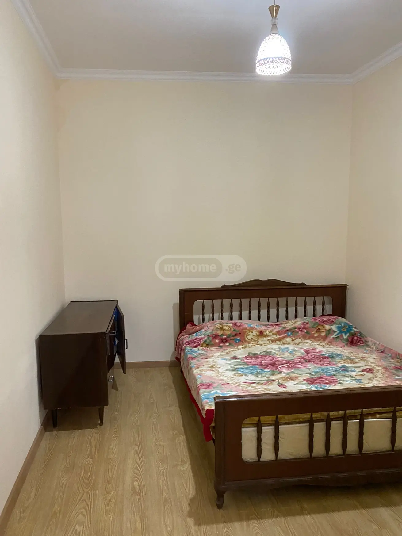 For Rent 3 Room Apartment Mtatsmindaze view 4