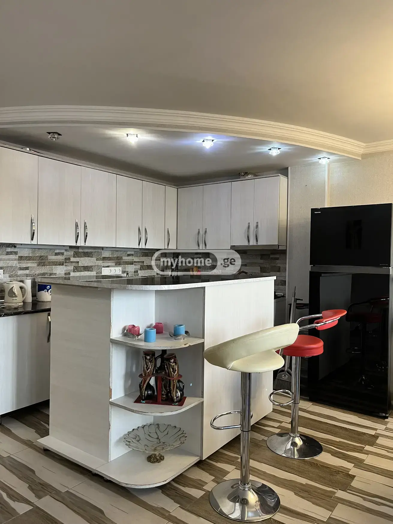 For Rent 5 Room Apartment Kutaisshi view 6