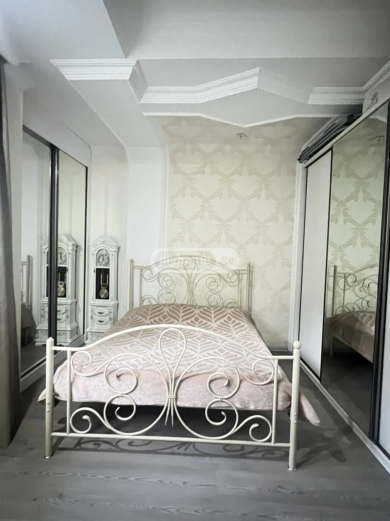 For Rent 2 Room Apartment Kutaisshi view 6