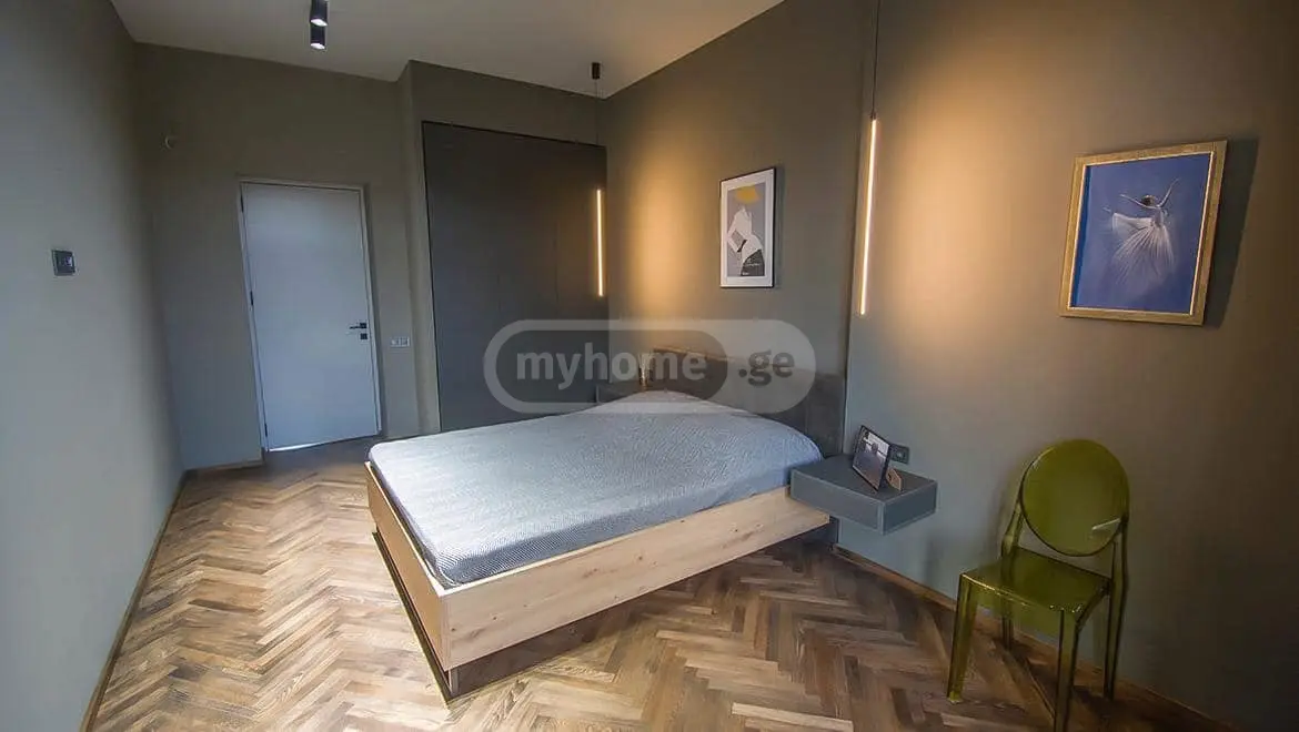 For Rent 3 Room Apartment Mtatsmindaze view 11