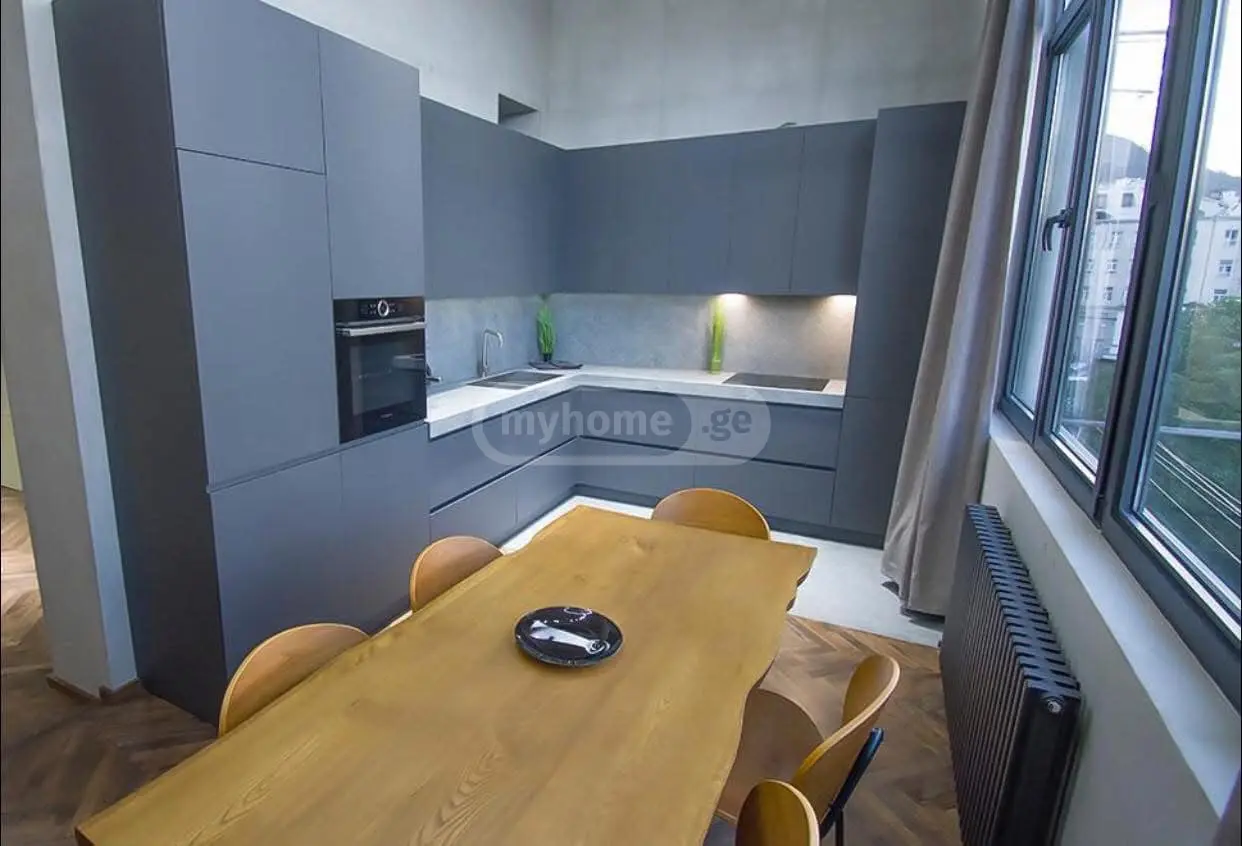 For Rent 3 Room Apartment Mtatsmindaze view 5