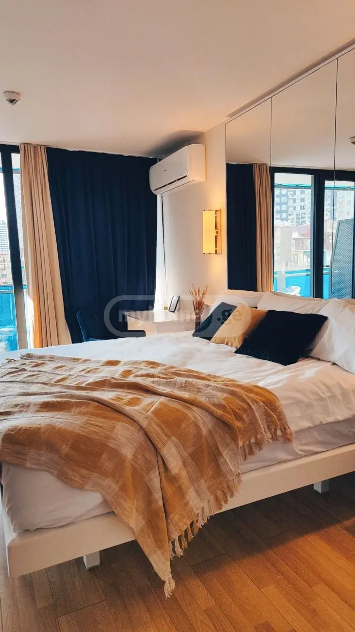 Продажа 1-комната Квартира view 1