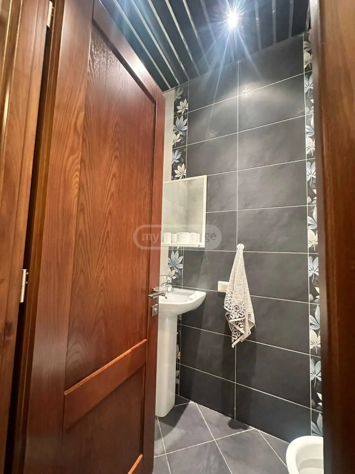 For Sale 4 Room Apartment view 11