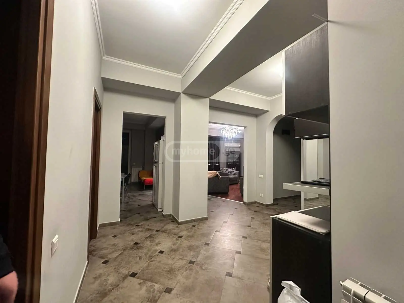 For Sale 4 Room Apartment view 4