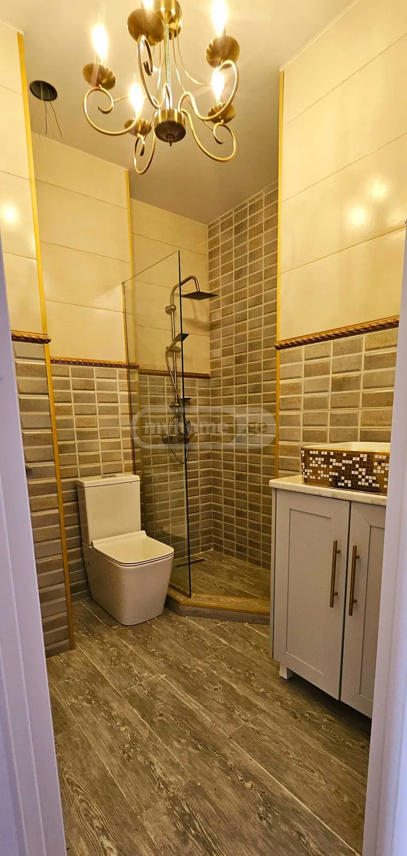 For Sale 4 Room Apartment view 10