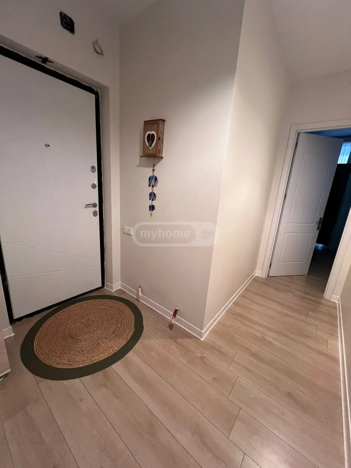 For Sale 3 Room Apartment view 9
