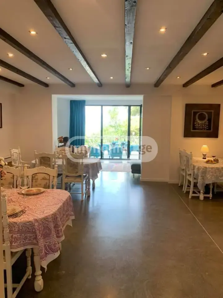 For Rent 10+ Room Sastumro Veraze view 4