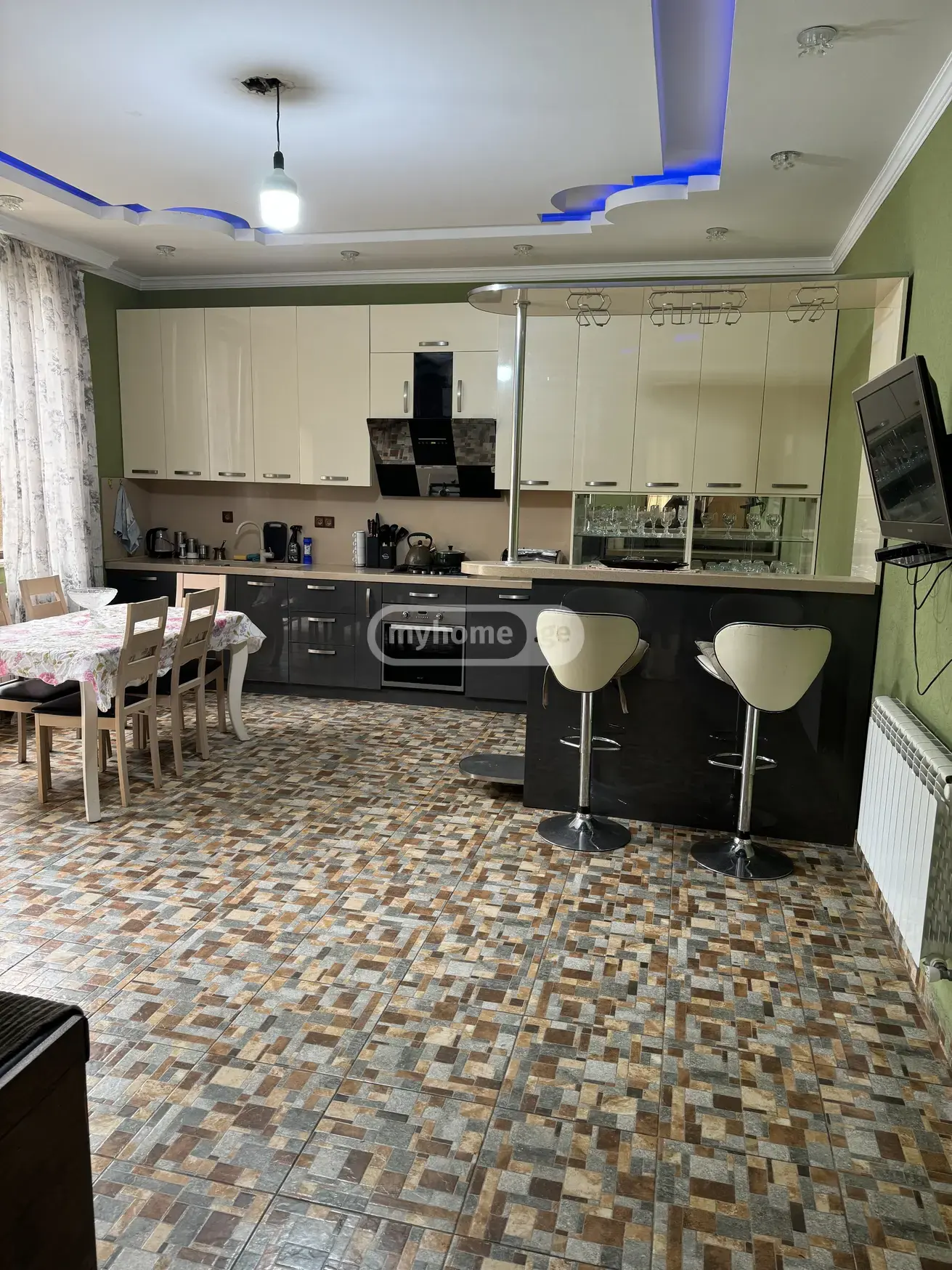 For Rent 7 Room Private House Chughuretshi view 2