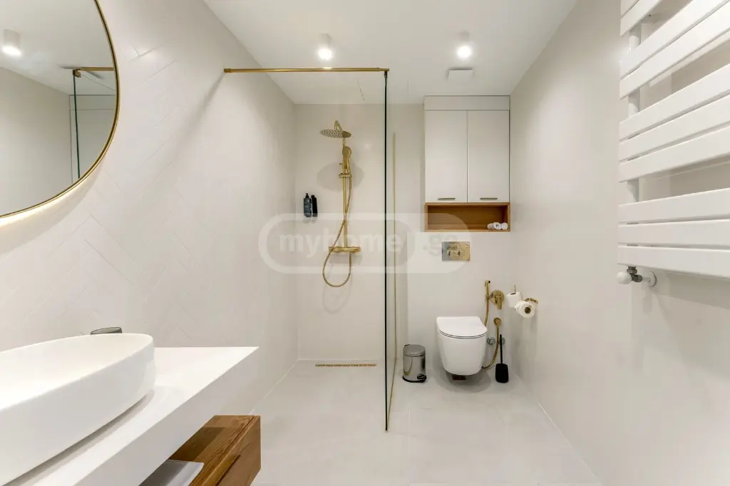 For Sale 10+ Room Sastumro Sololakshi view 2