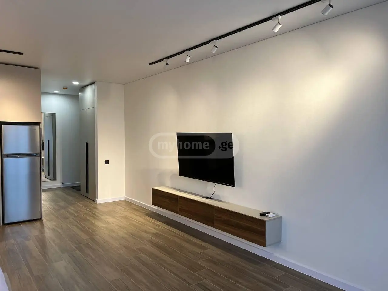 For Sale 1 Room Apartment view 8