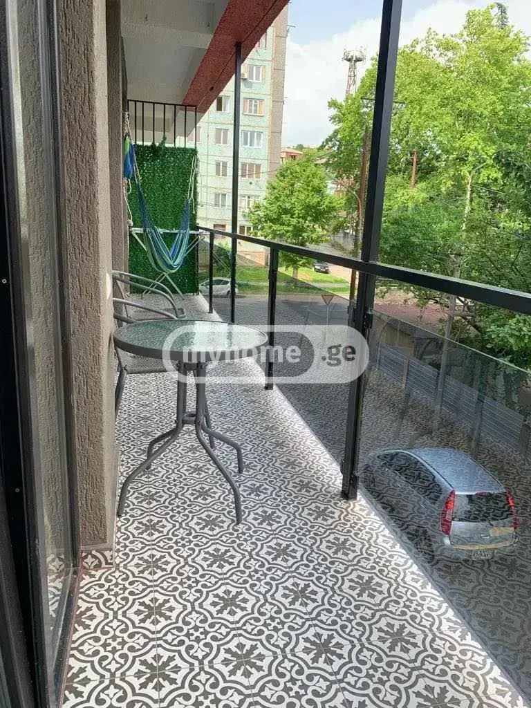 For Rent 3 Room Apartment Kutaisshi view 8