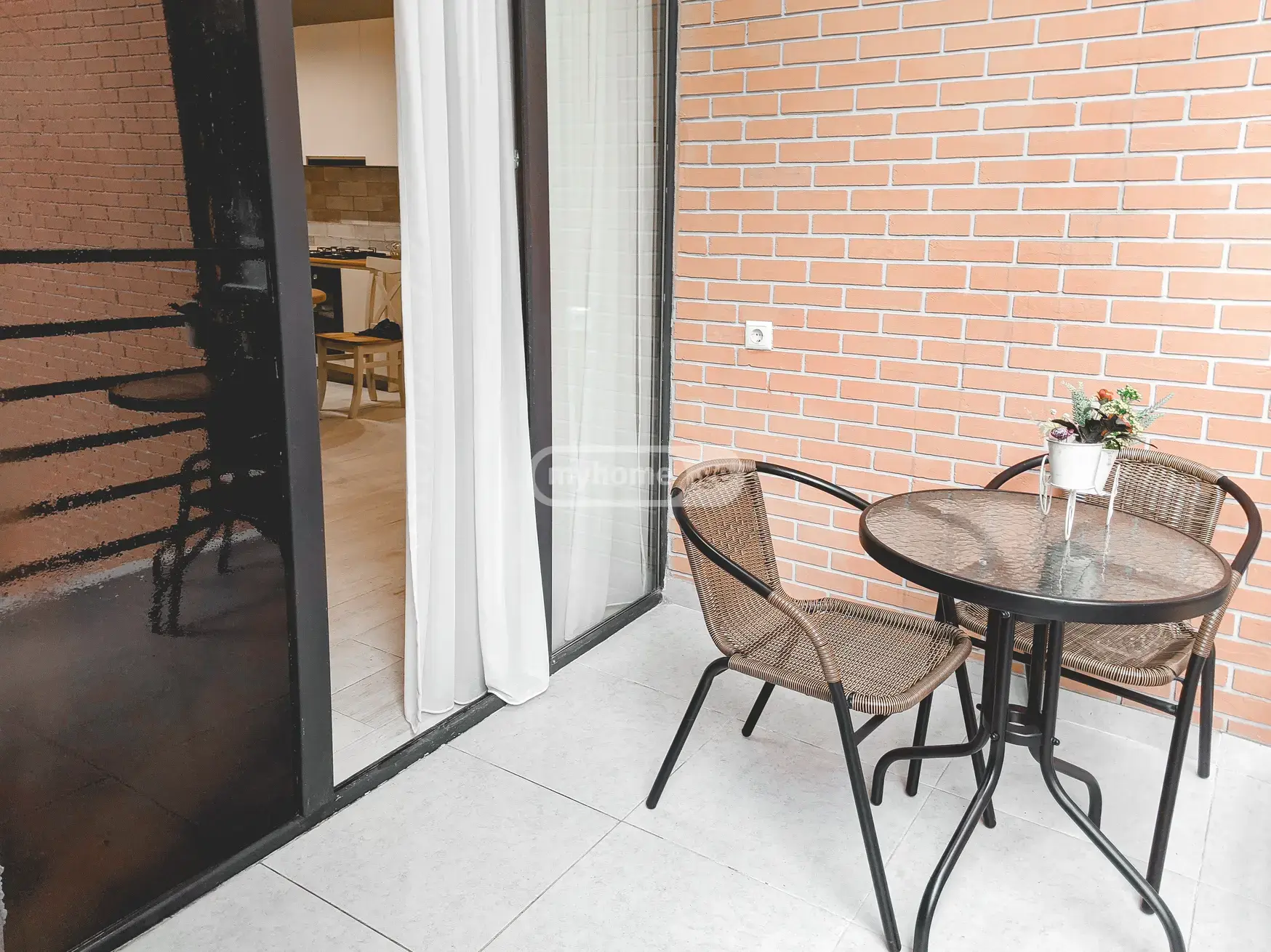 For Rent 3 Room Apartment Kutaisshi view 6