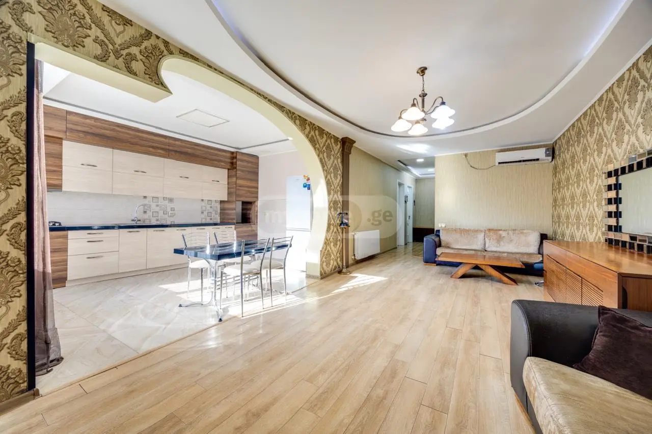 Daily Rent 4 Room Apartment Chughuretshi, 3 of 8