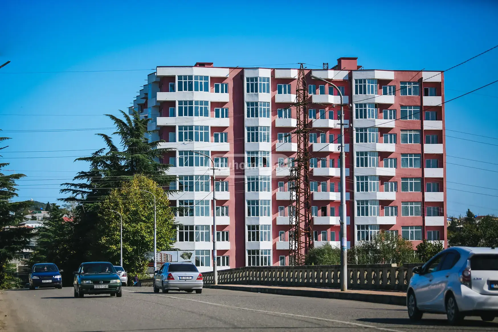 For Rent 3 Room Apartment Kutaisshi view 1