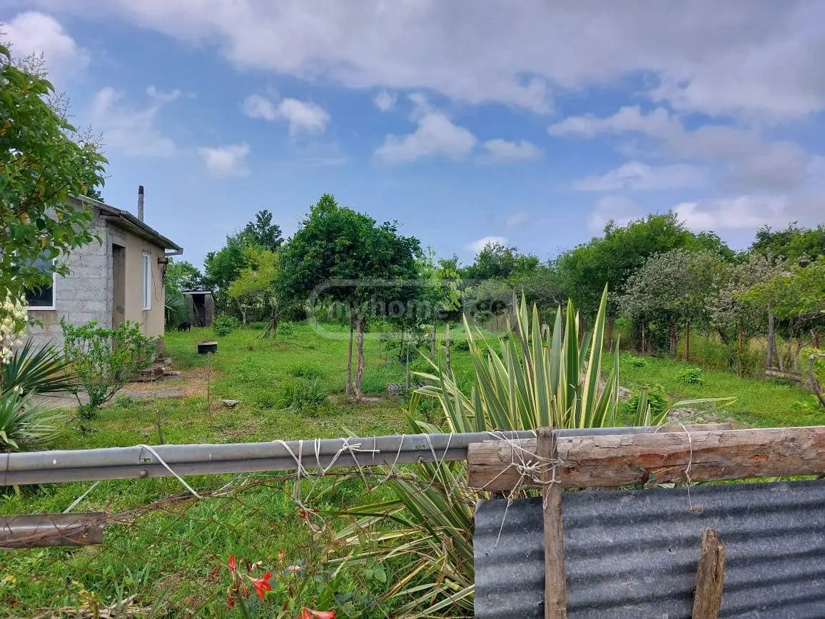For Sale 3 Room Private House Zugdidis Munitsipalitetshi view 2