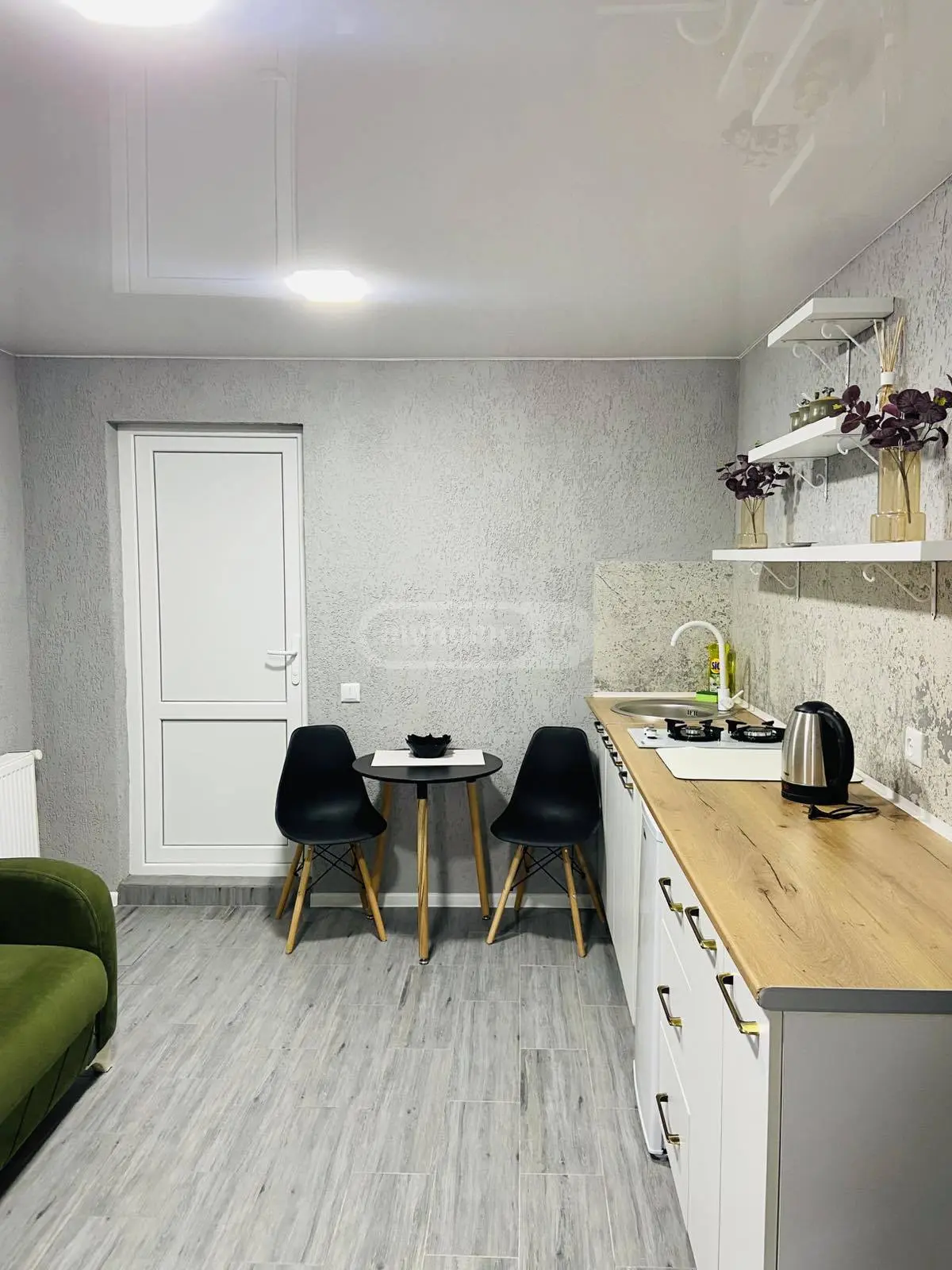 Daily Rent 2 Room Apartment Kutaisshi view 2