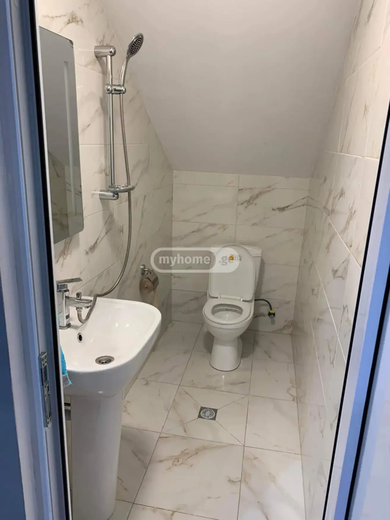 For Rent 5 Room Private House Kutaisshi view 12