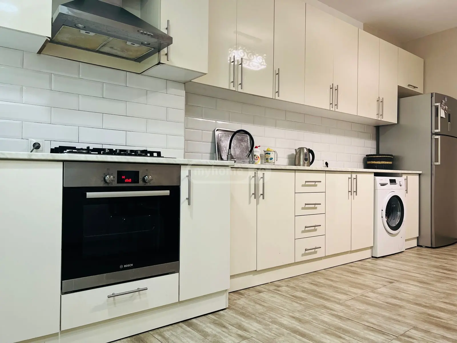 Daily Rent 4 Room Apartment, 3 of 12