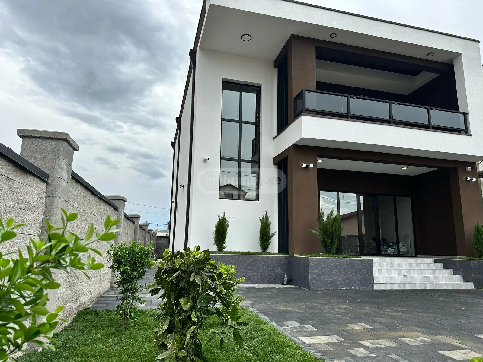 For Sale 8 Room Private House Ivertubani view 1