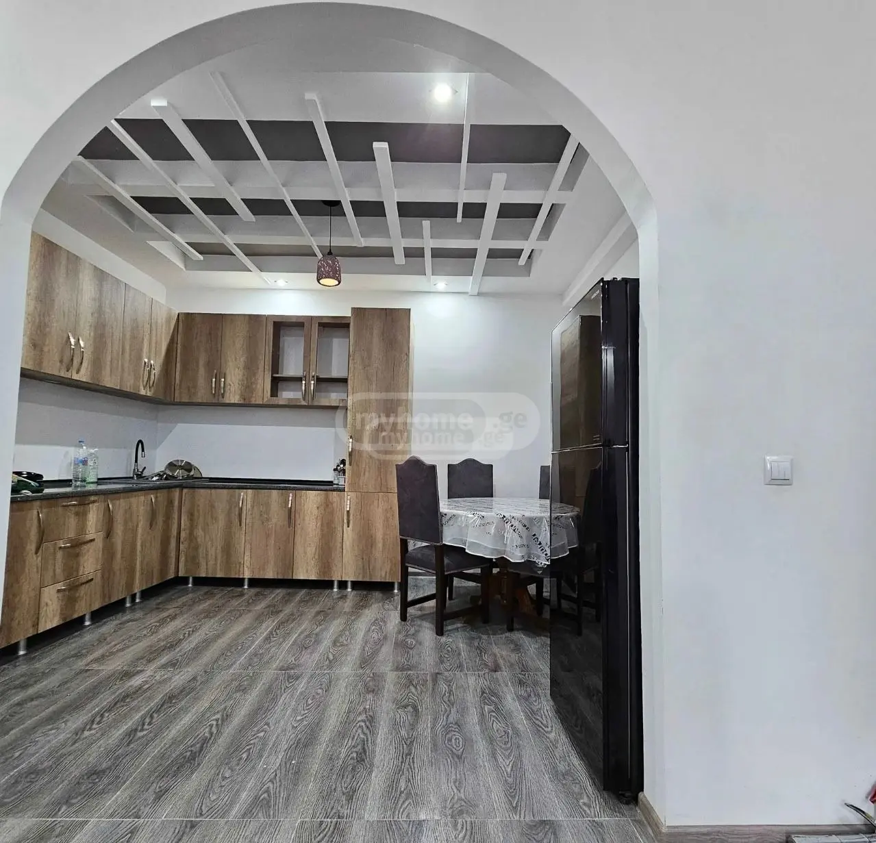 For Rent 5 Room Apartment Kutaisshi view 2