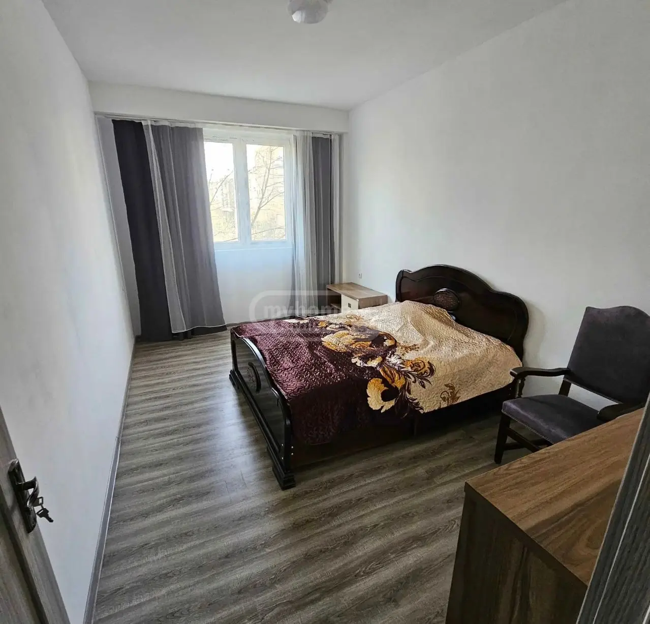 For Rent 5 Room Apartment Kutaisshi view 5