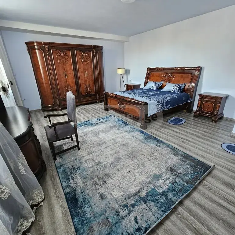 For Rent 5 Room Apartment Kutaisshi view 3