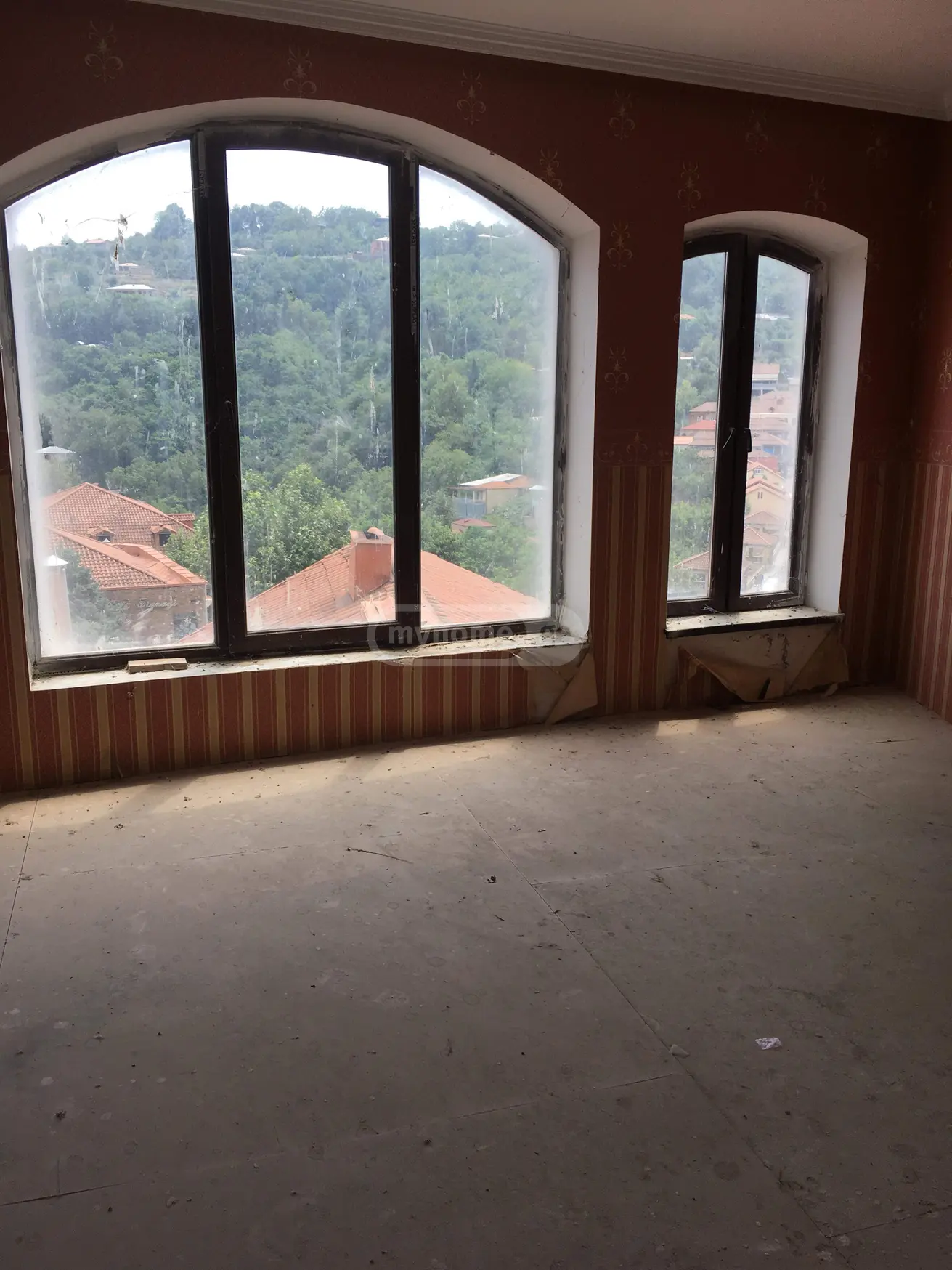 For Sale 10+ Room Sastumro Sighnaghshi view 10