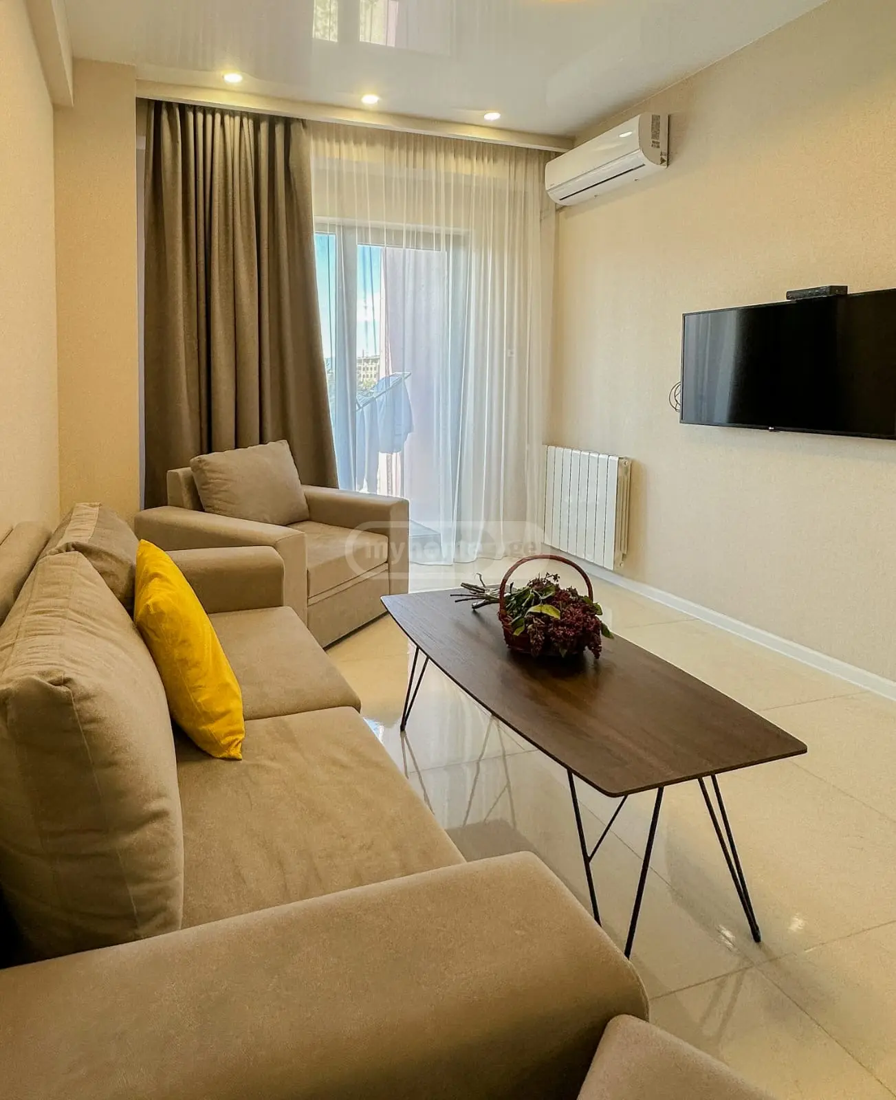 Daily Rent 2 Room Apartment Avlabarshi view 10