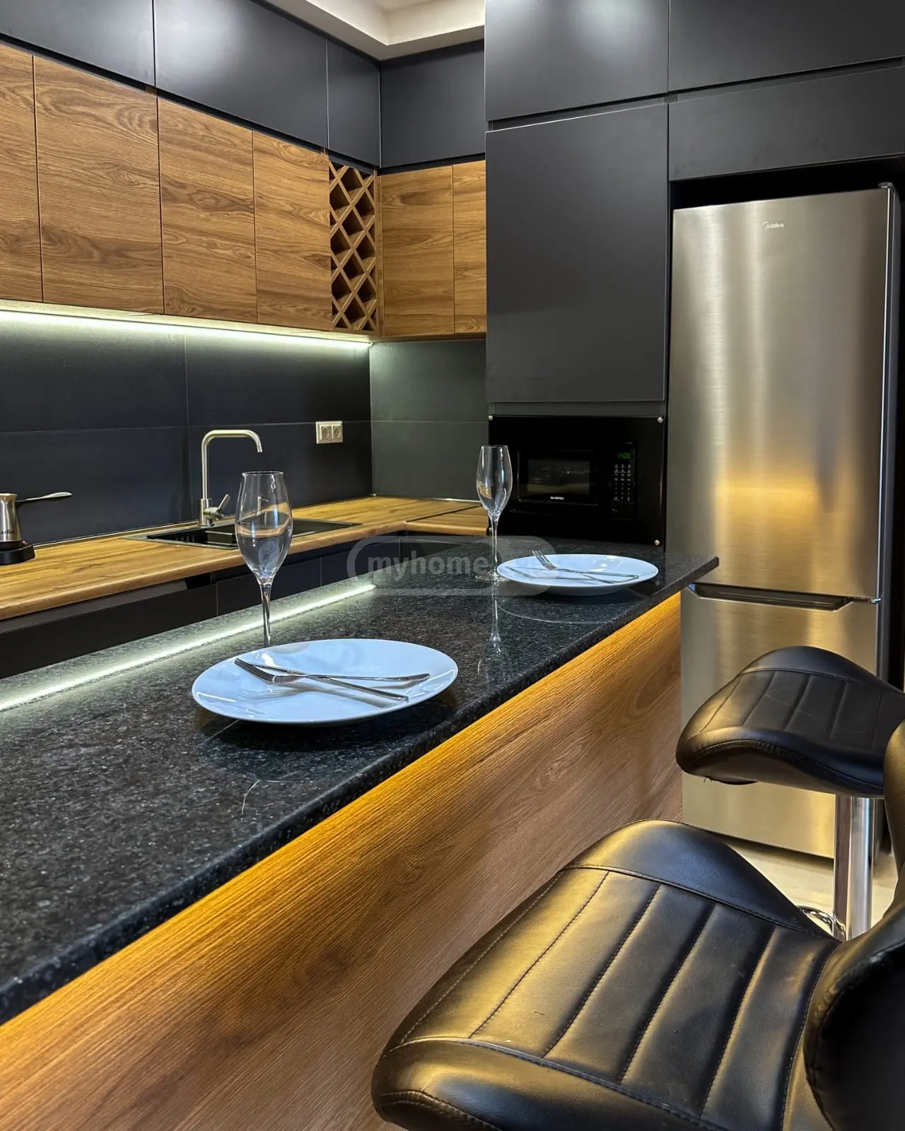 Daily Rent 2 Room Apartment Avlabarshi view 11