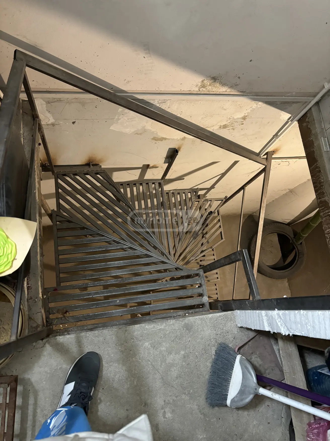 For Rent Spetsialuri Commercial Space Mtatsmindaze view 3