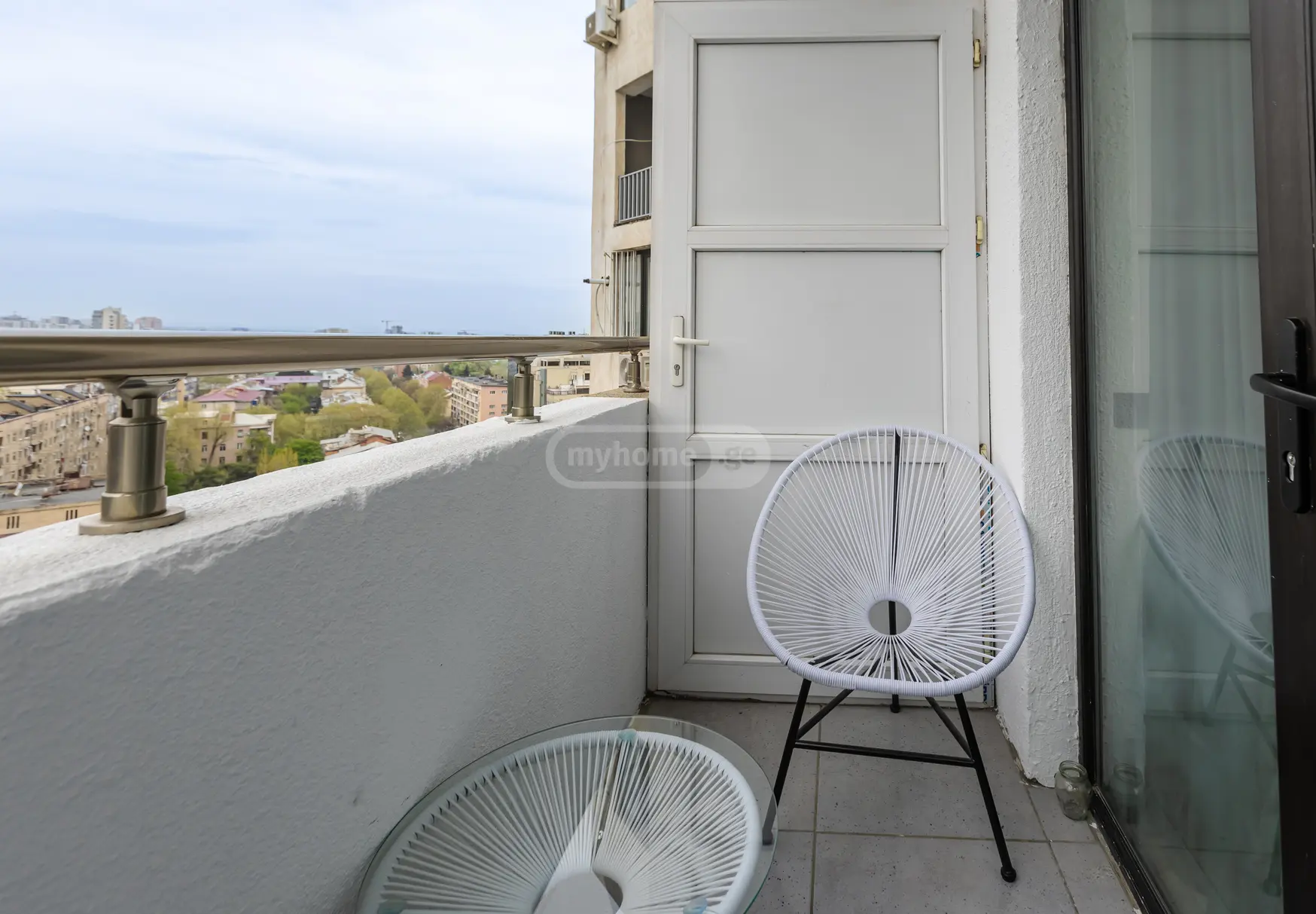 Daily Rent 1 Room Apartment Avlabarshi view 6
