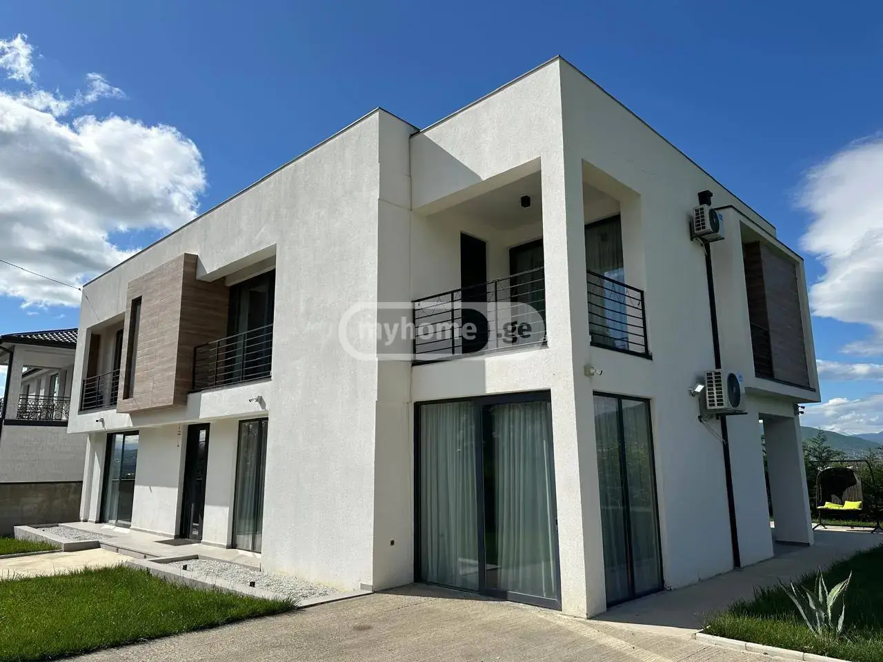 For Sale 10+ Room Private House Mtskhetis Munitsipalitetshi, 2 of 12