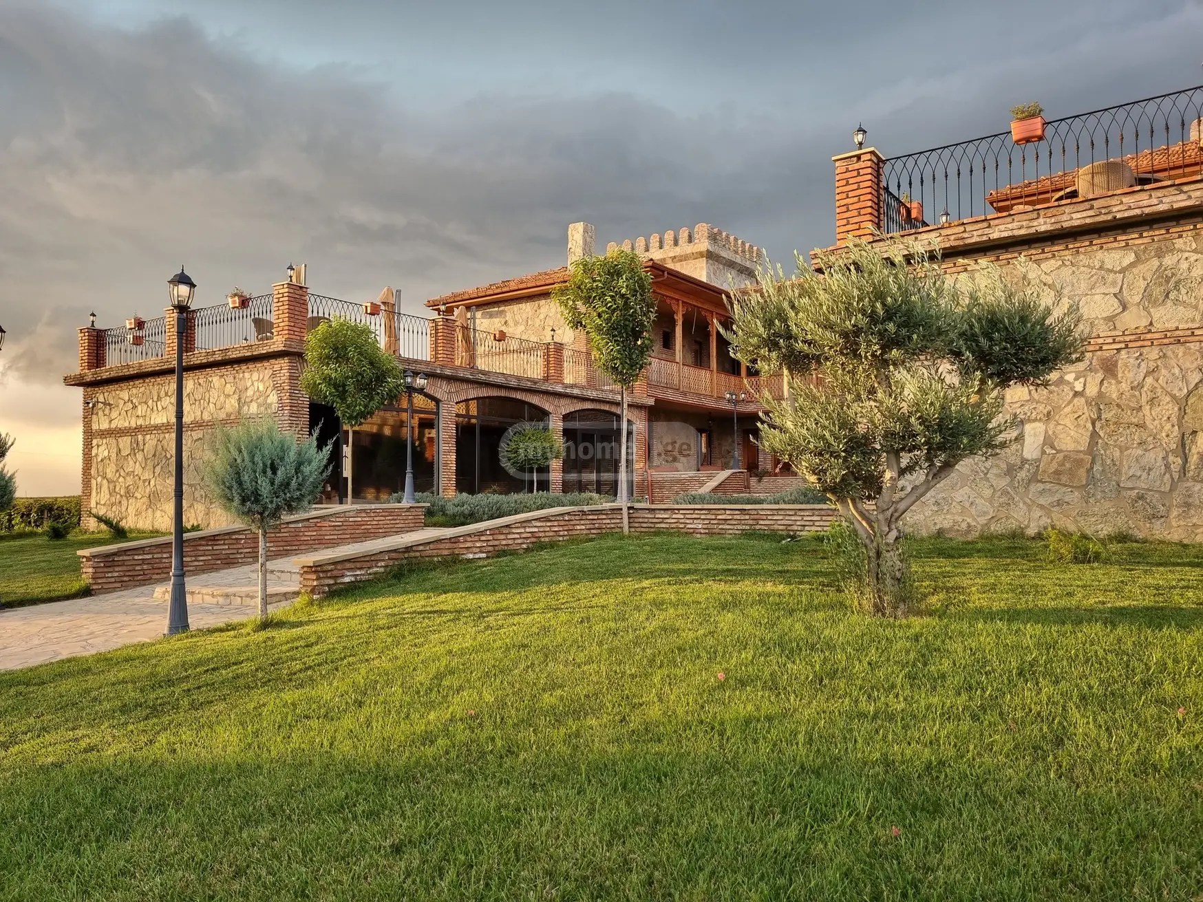 For Sale 10+ Room Sastumro Qvarelshi view 1
