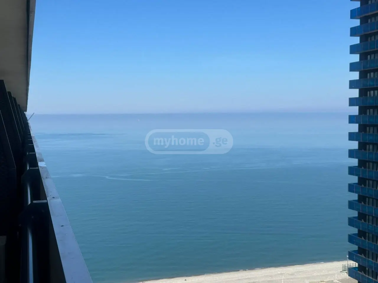 იყიდება 1-ოთახი ბინა view 1