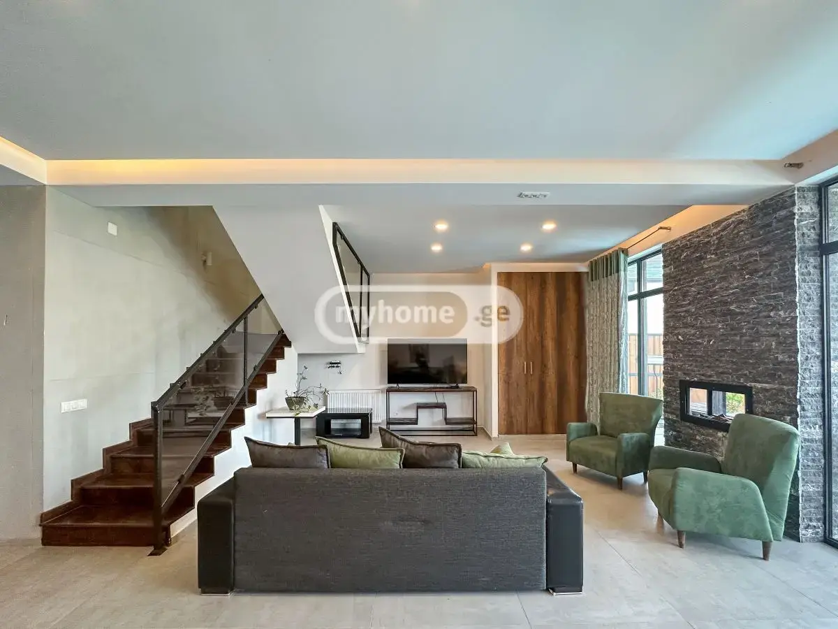 For Sale 8 Room Private House Tsqnetshi, 2 of 11