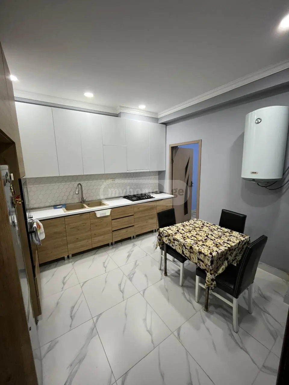 For Sale 3 Room Apartment Kutaisshi view 5