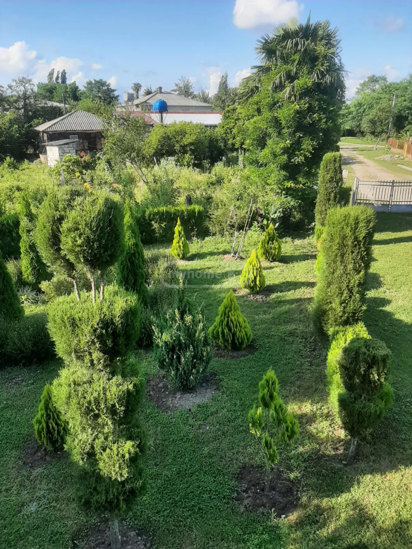 For Sale 5 Room Private House Zugdidis Munitsipalitetshi view 2