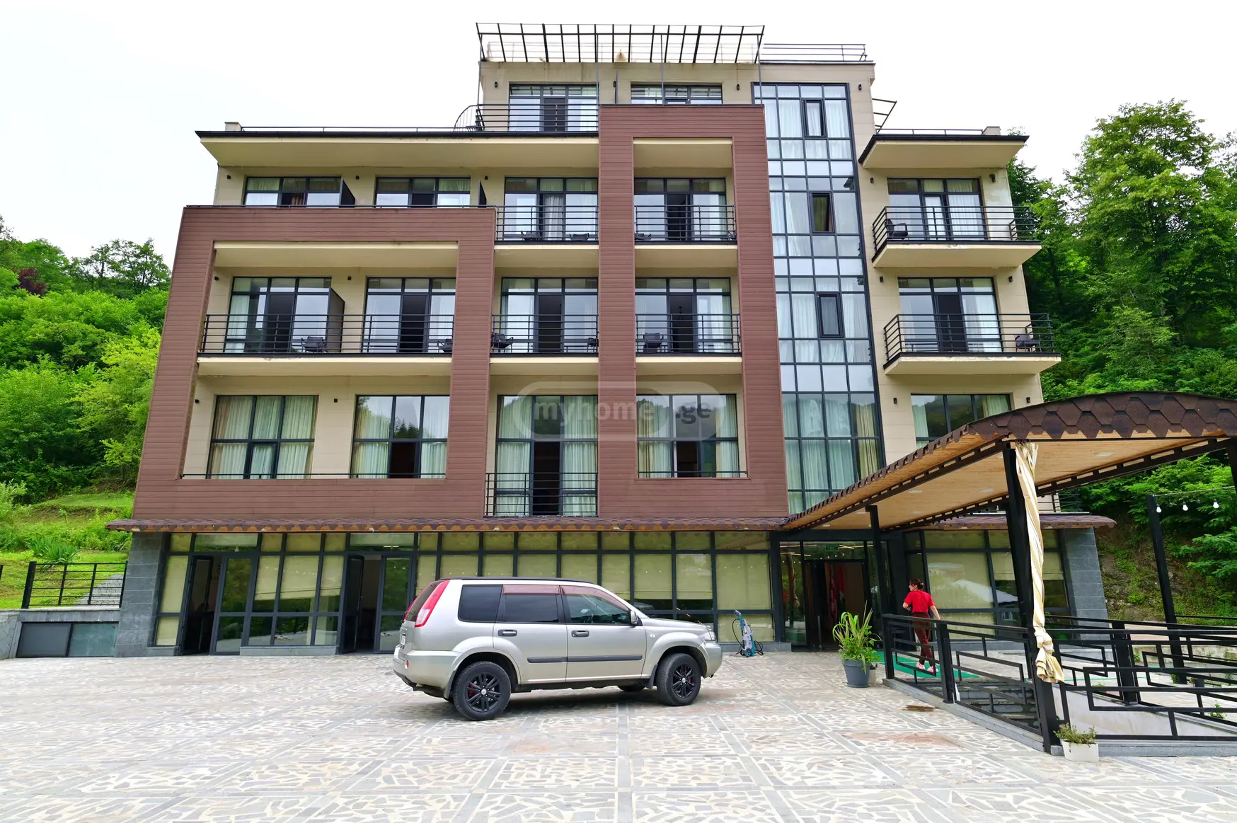 For Sale 10+ Room Sastumro Ozurgetshi view 1
