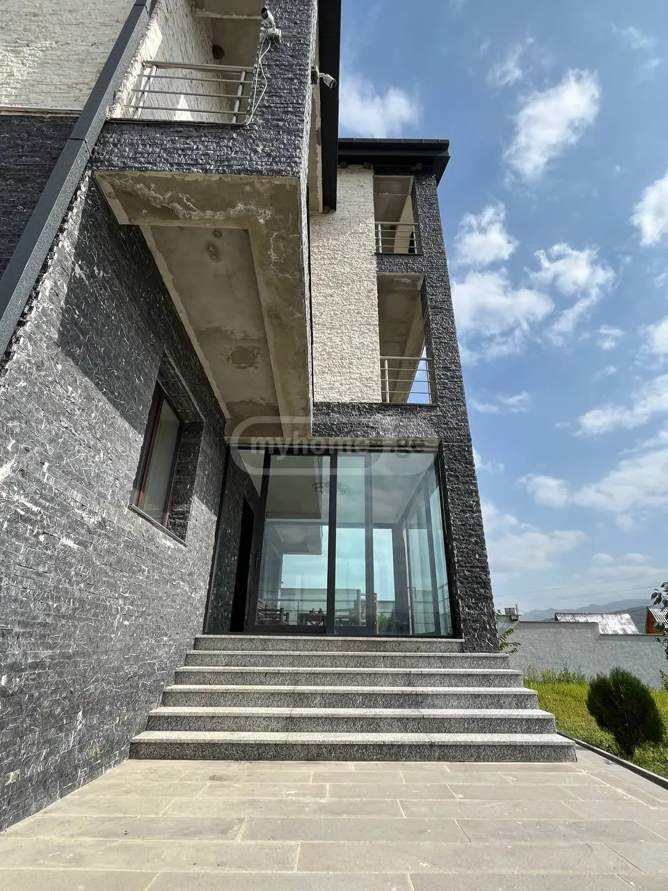 For Sale 10+ Room Private House Manglisshi view 3