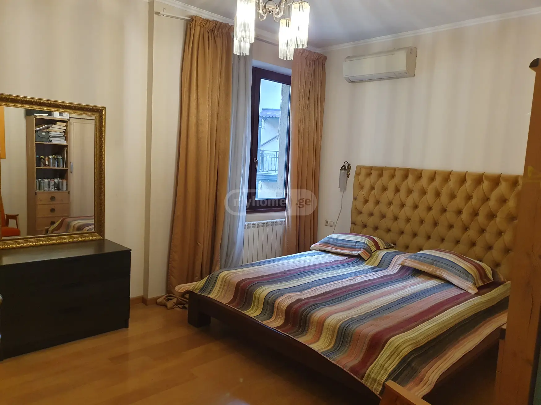 Продажа 4-комната Квартира view 25