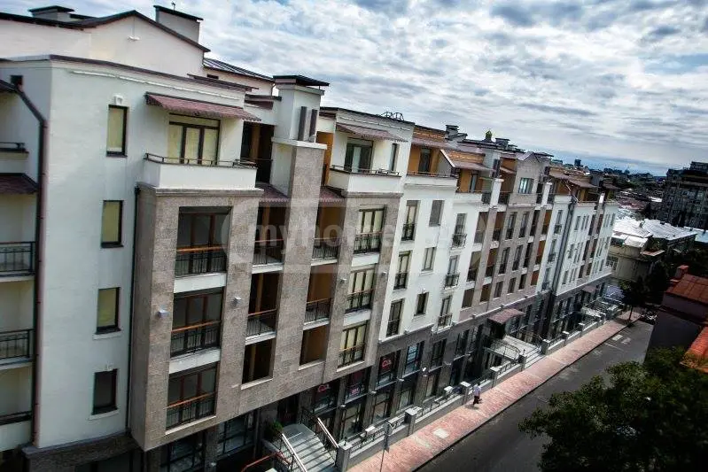 Продажа 4-комната Квартира view 21