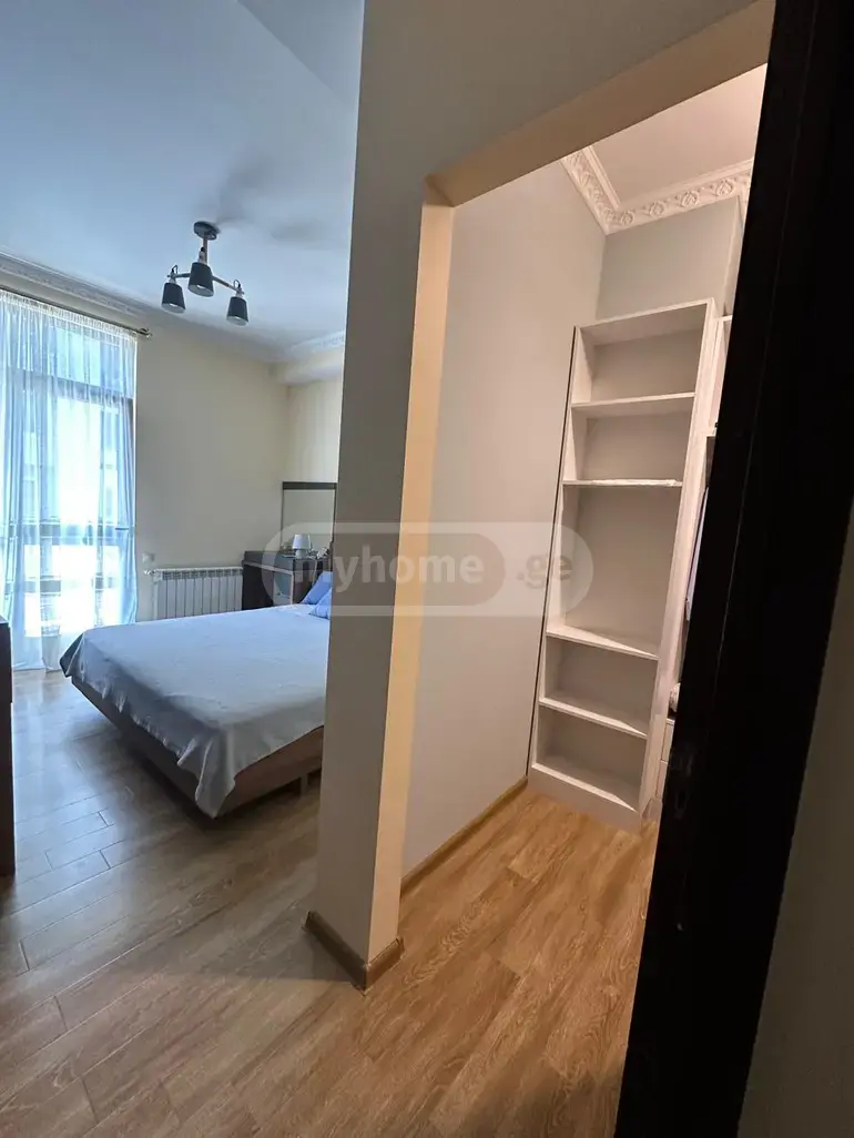 For Sale 5 Room Apartment, 6 of 12