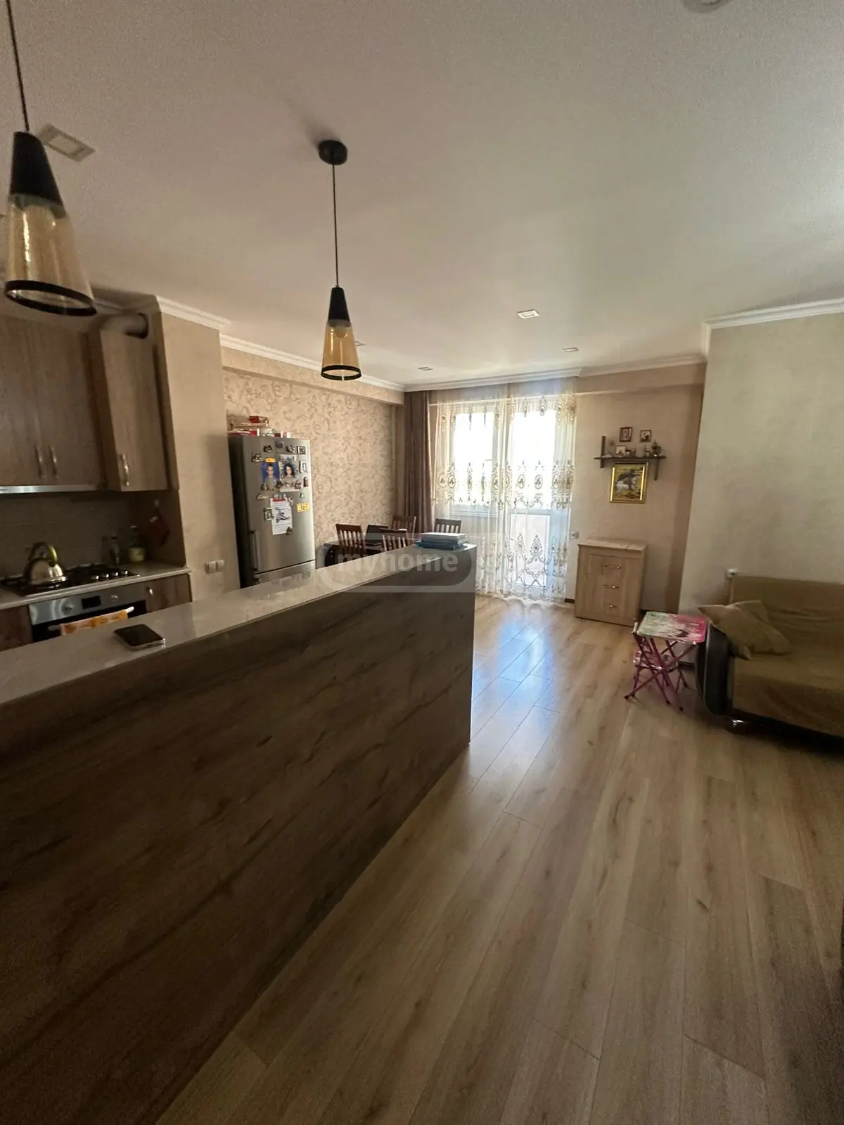 For Sale 4 Room Apartment view 7