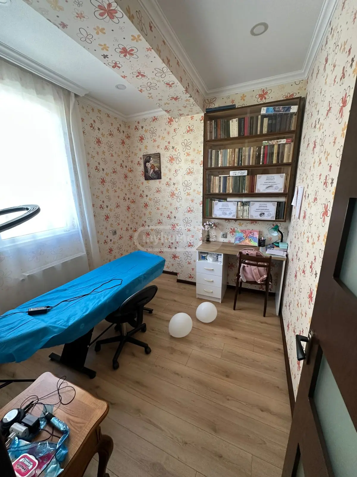 For Sale 4 Room Apartment view 5