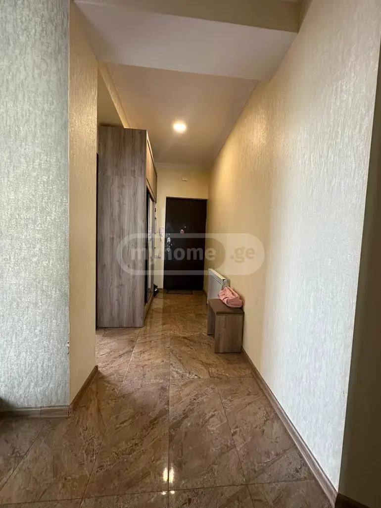 For Sale 5 Room Apartment, 3 of 12