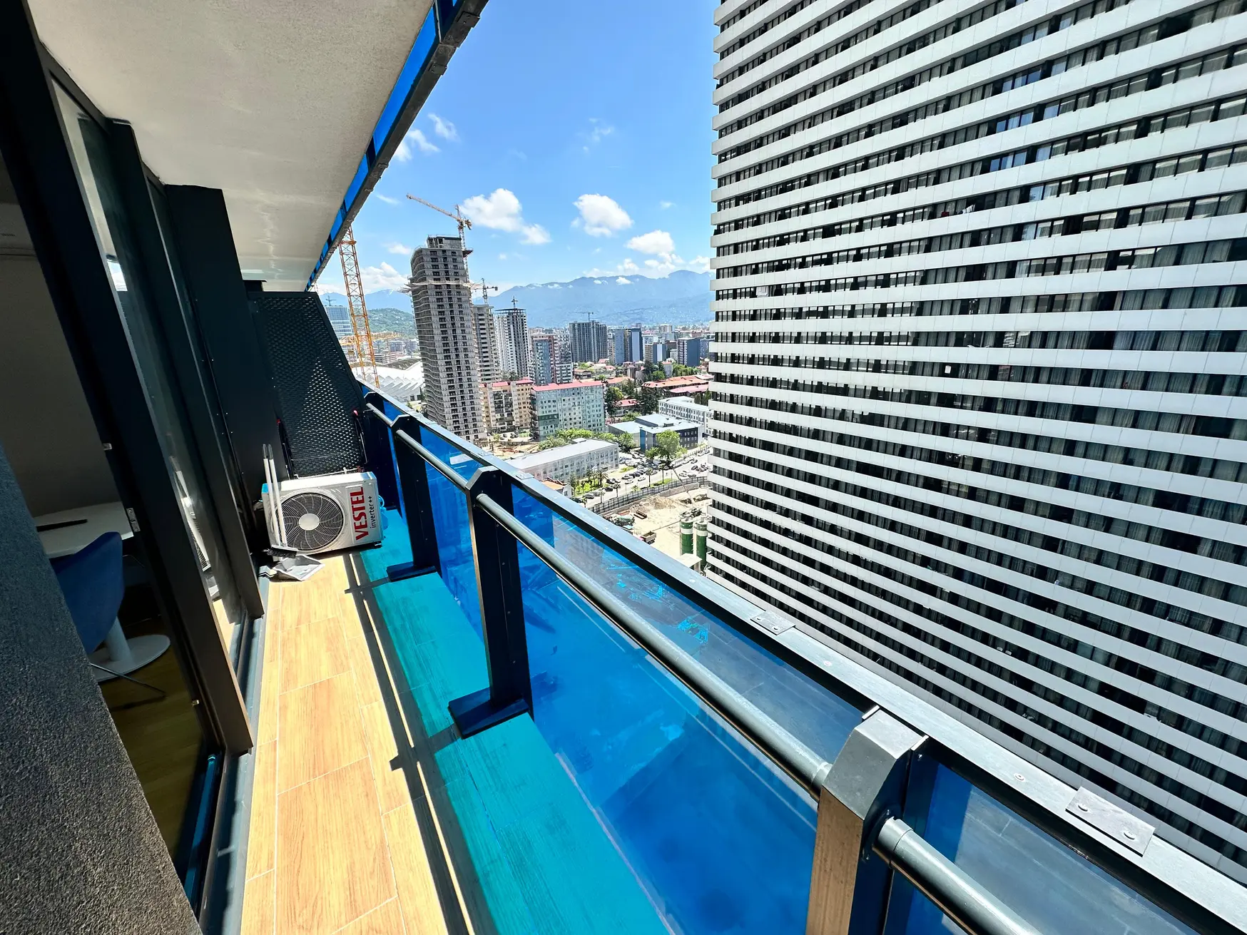 For Rent 1 Room Apartment, 2 of 6